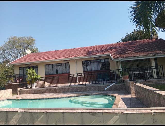 4 bed property for sale in DAWNCLIFFE